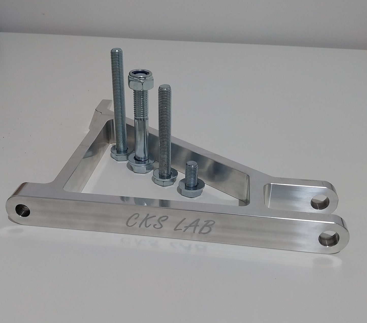 1JZ / 2JZ Alternator Relocation Kit (No P/S & A/C)